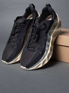 🆕 Nike Ava Rovers New in Box Size 7.5 Women